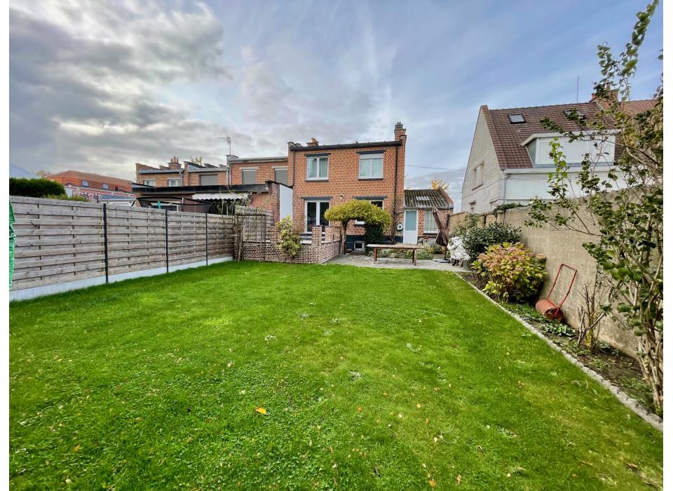 Maison + Lys Lez Lannoy