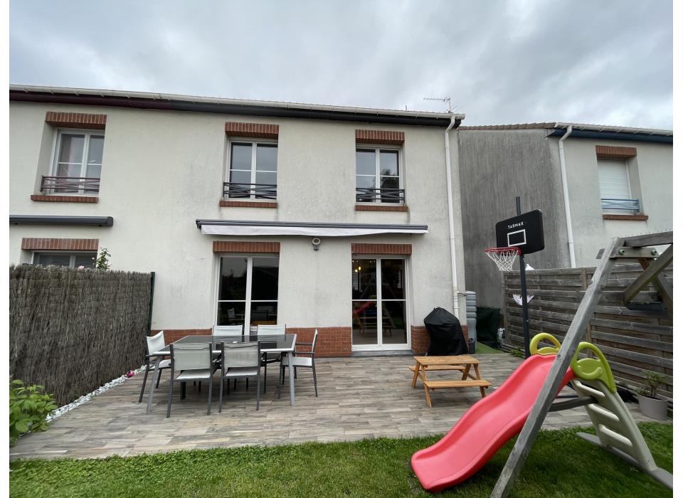 Maison + Lys Lez Lannoy
